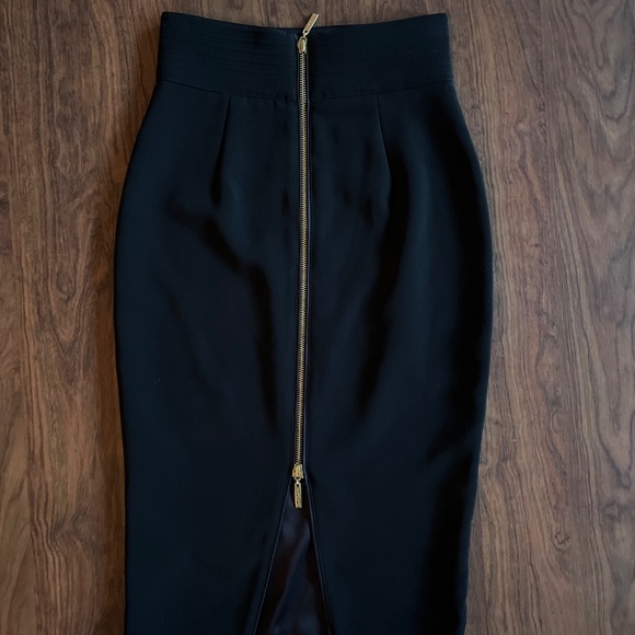 2 Marciano Pencil Skirt and Pant 0 - Picture 4 of 4